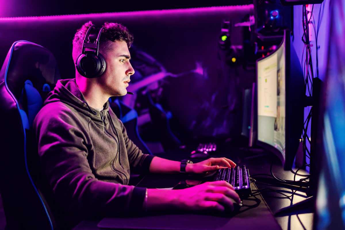 The Evolution of E-Sports: Trends to Watch